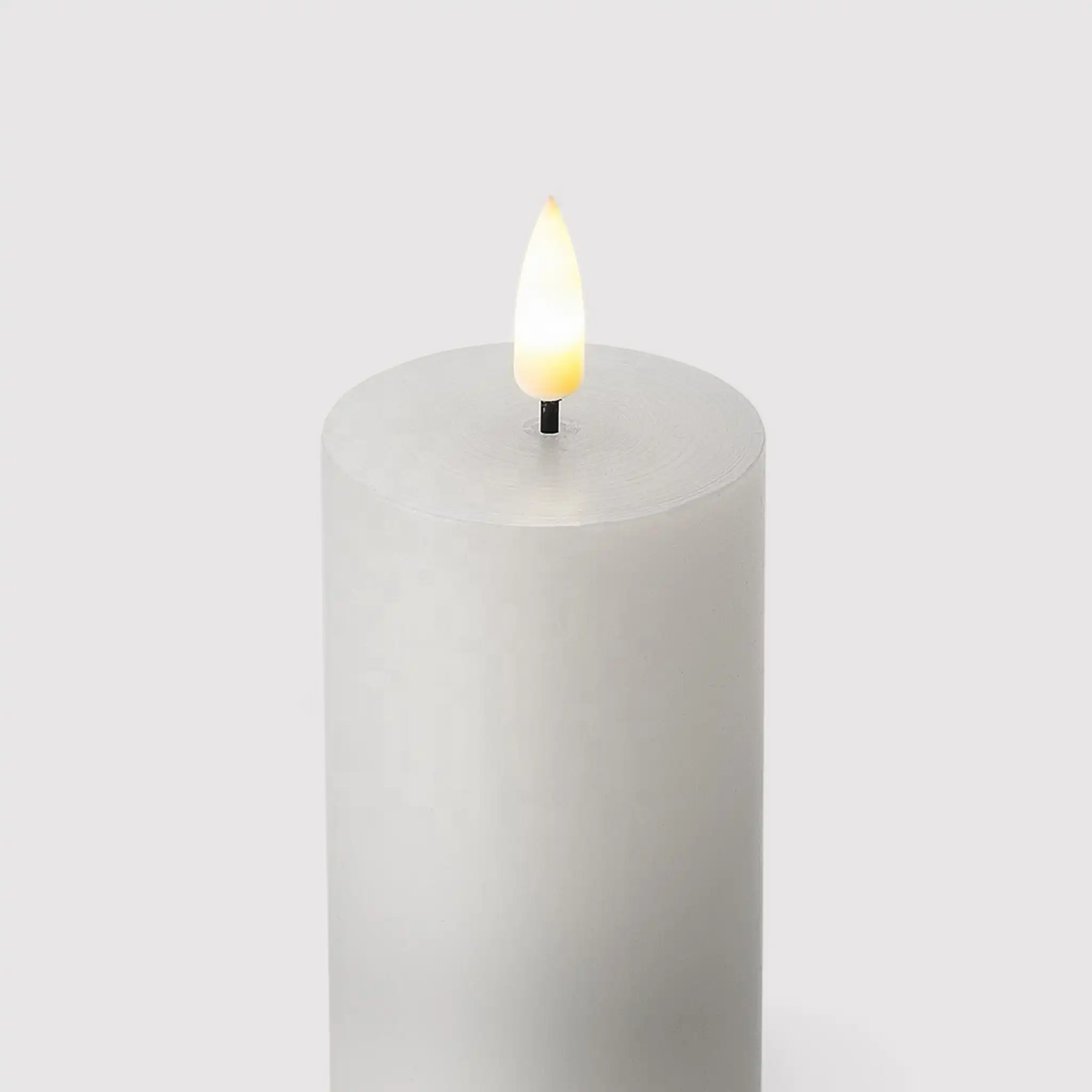 Camphor - Set di 9 candele a led bianche con telecomando - Image 4