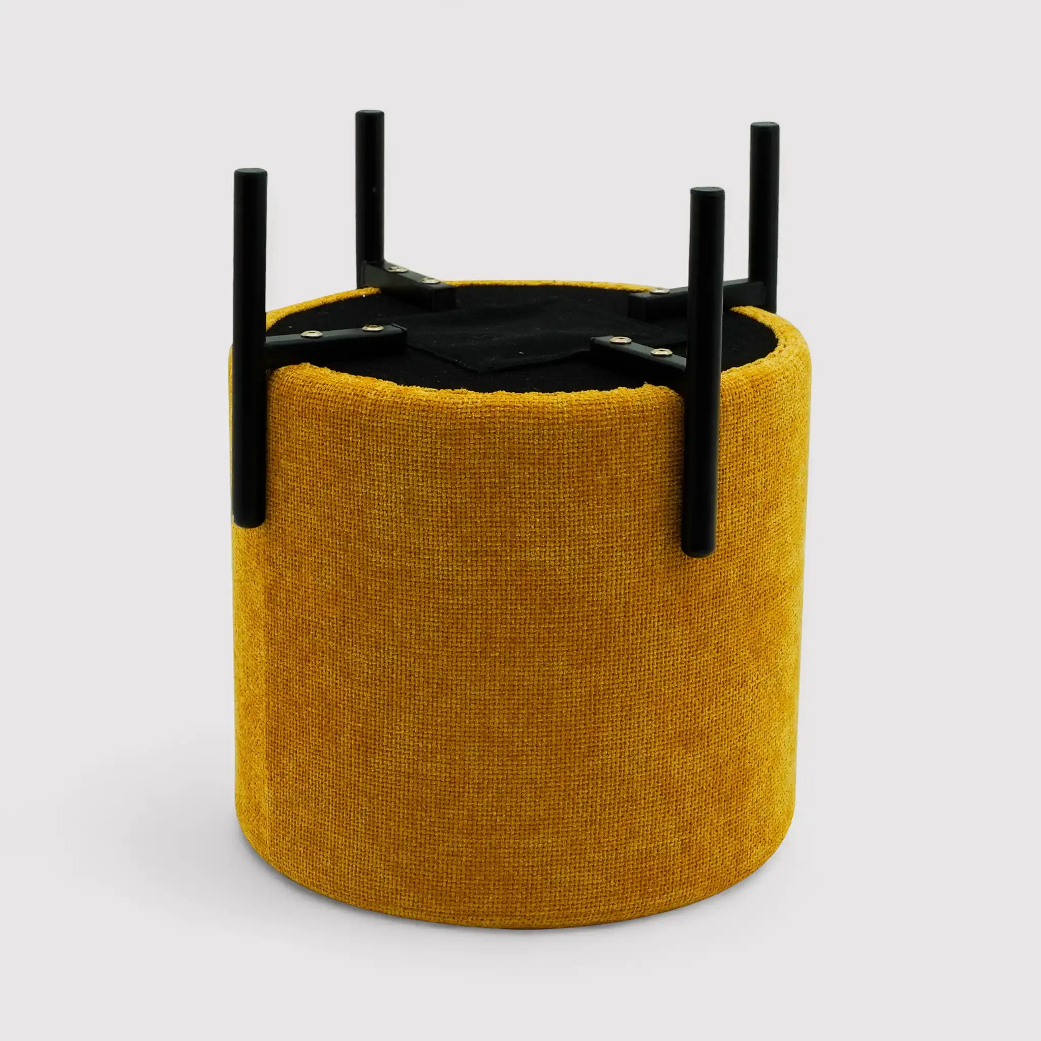 Cerro - Pouf sgabello giallo senape con piedi in acciaio - Image 6