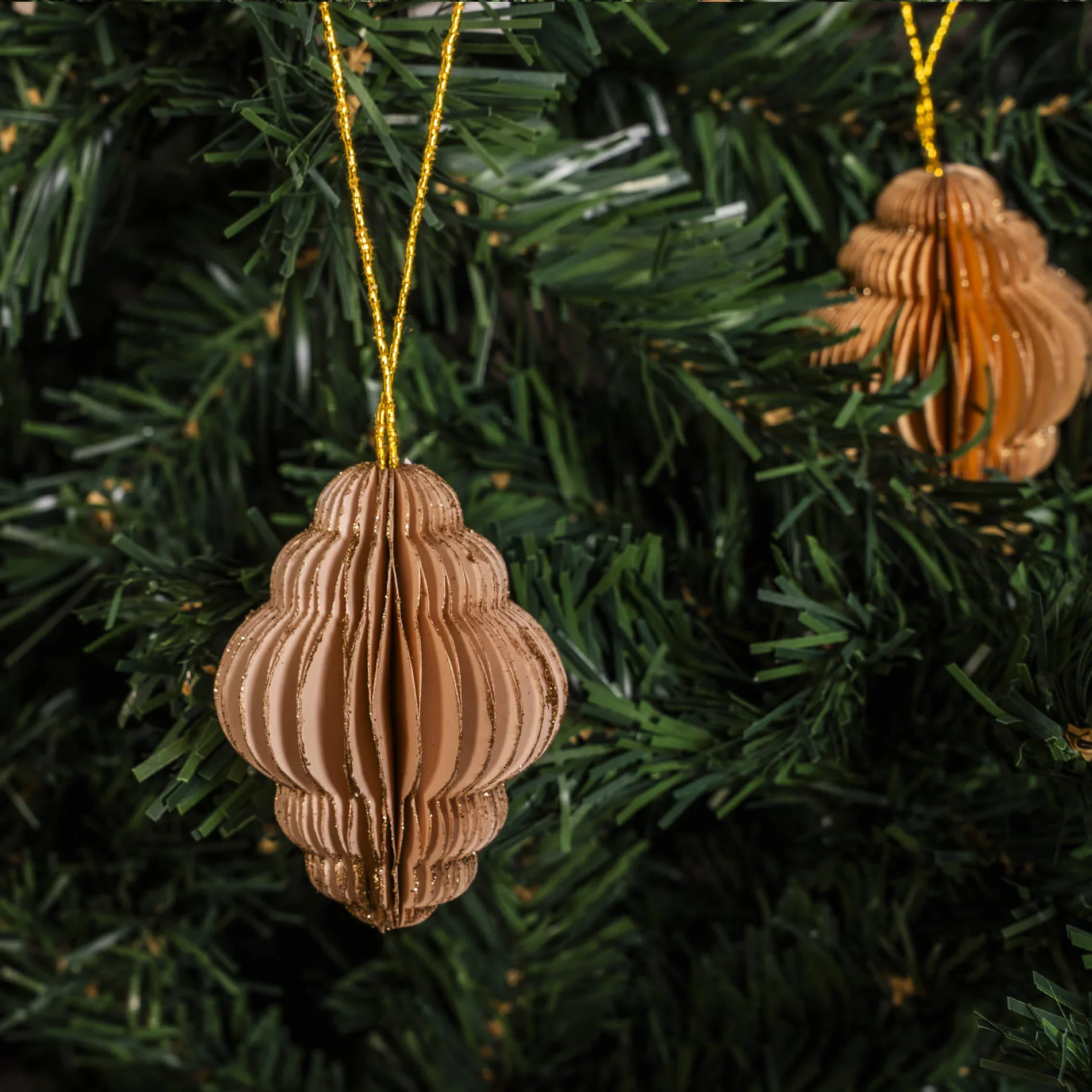 Taka - Pendenti per albero di Natale in 2 forme e 3 colori - Image 10