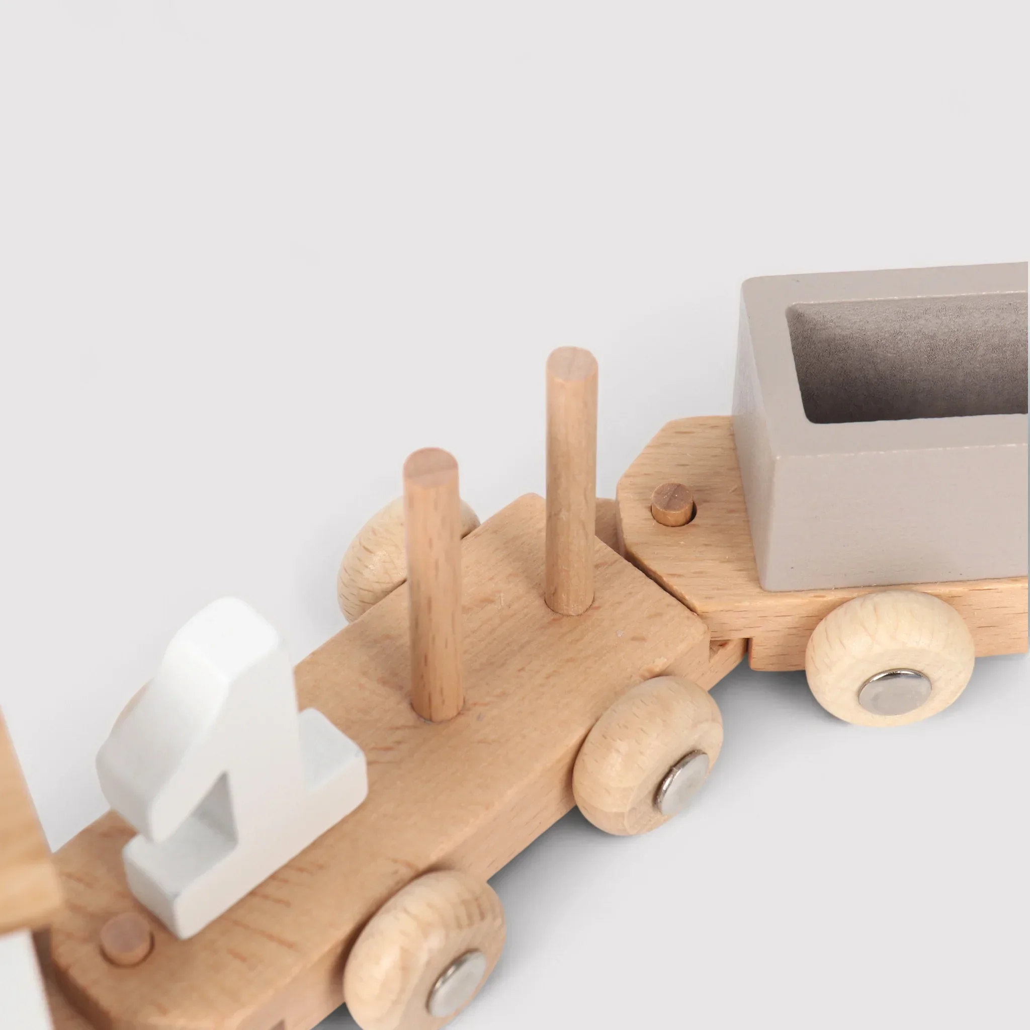 Tiris - Trenino montessoriano giocattolo in legno - Image 7